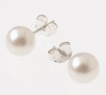 Pearl Stud Earrings 