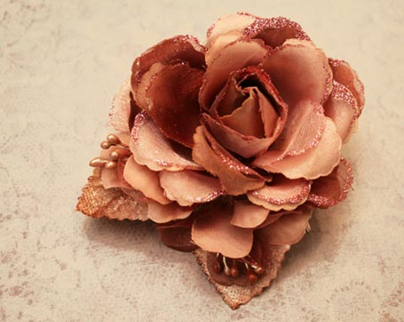 glittery-mauve-flower-brooch_032409